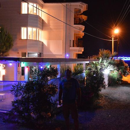 Cunda Efsane Hotel Ayvalik Ngoại thất bức ảnh