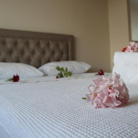 Cunda Efsane Hotel Ayvalik Ngoại thất bức ảnh